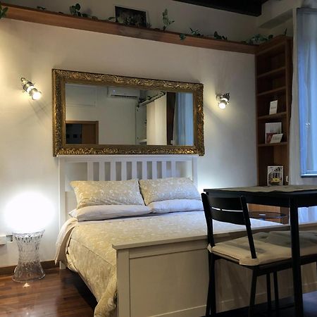 Brera Vip Spotlight - Brera - Duomo - Castello Sforzesco - Lanza Metro M2 Apartment Милано Екстериор снимка